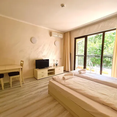 506 * Golden Sands
