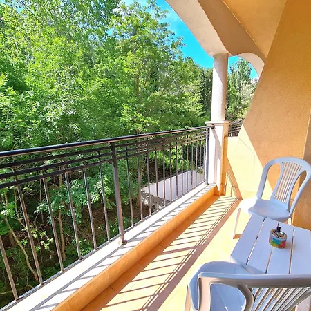 506 Apartment Golden Sands
